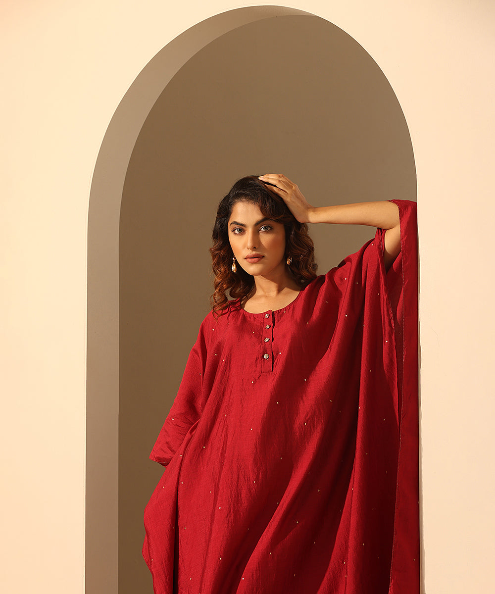 Maroon_Handloom_Chiniya_Silk_Sequin_Kaftan_With_Plain_Glaze_Cotton_Silk_Pants_WeaverStory_01