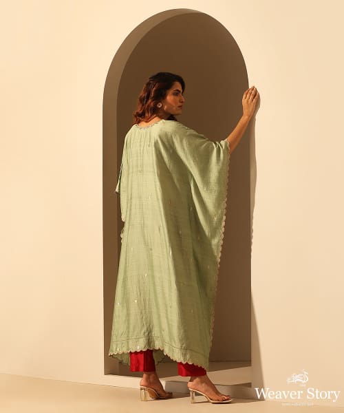 Light_Green_Handloom_Chiniya_Silk_Scallop_Kaftan_With_Plain_Glaze_Cotton_Silk_Pants_WeaverStory_05