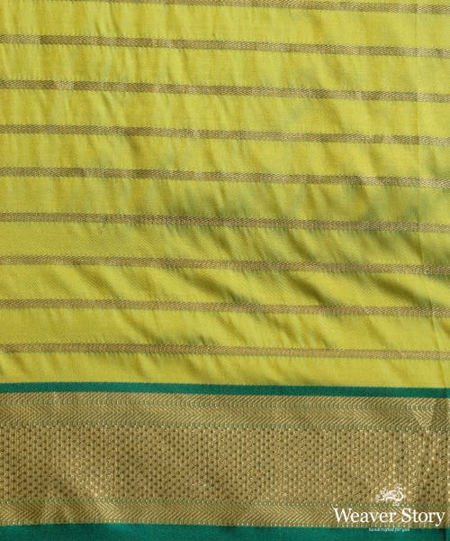 Parrot_Green_Twill_Weave_Pure_Mulberry_Silk_Saree_With_Horizontal_Zari_Lines_WeaverStory_06