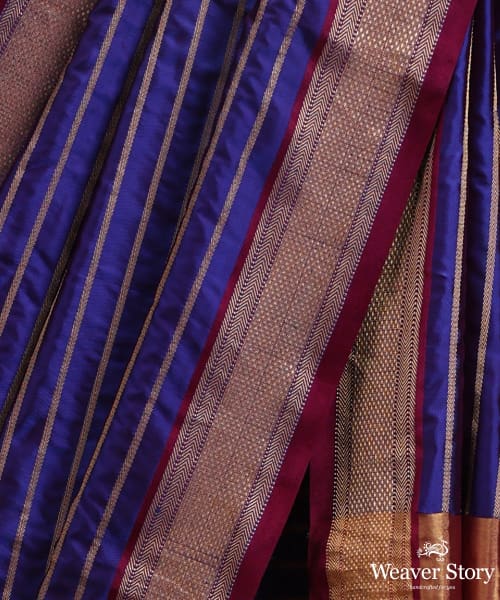 Purple_Twill_Weave_Pure_Mulberry_Silk_Saree_With_Horizontal_Zari_Lines_WeaverStory_04