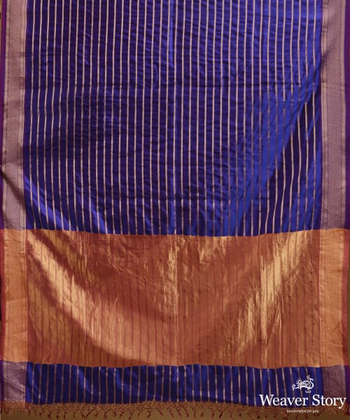 Purple_Twill_Weave_Pure_Mulberry_Silk_Saree_With_Horizontal_Zari_Lines_WeaverStory_05