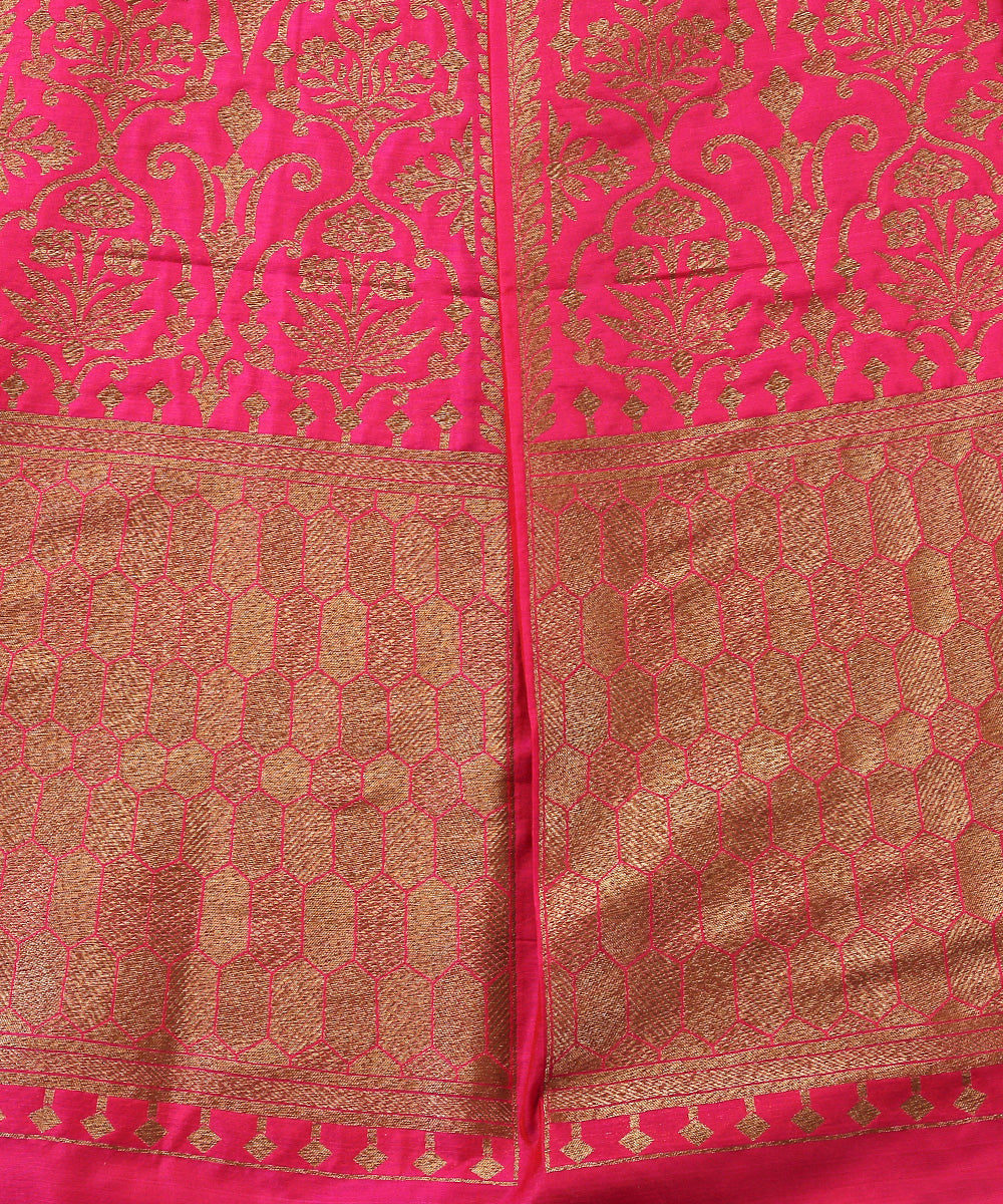Handloom_Fuschia_Pure_Katan_Silk_Banarasi_Lehenga_With_Antique_Zari_WeaverStory_04