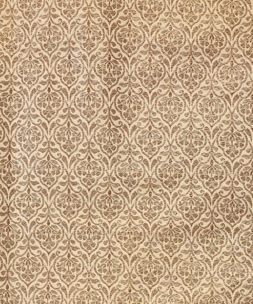 Offwhite_Handloom_Pure_Katan_Silk_Banarasi_Lehenga_With_Antique_Zari_WeaverStory_06