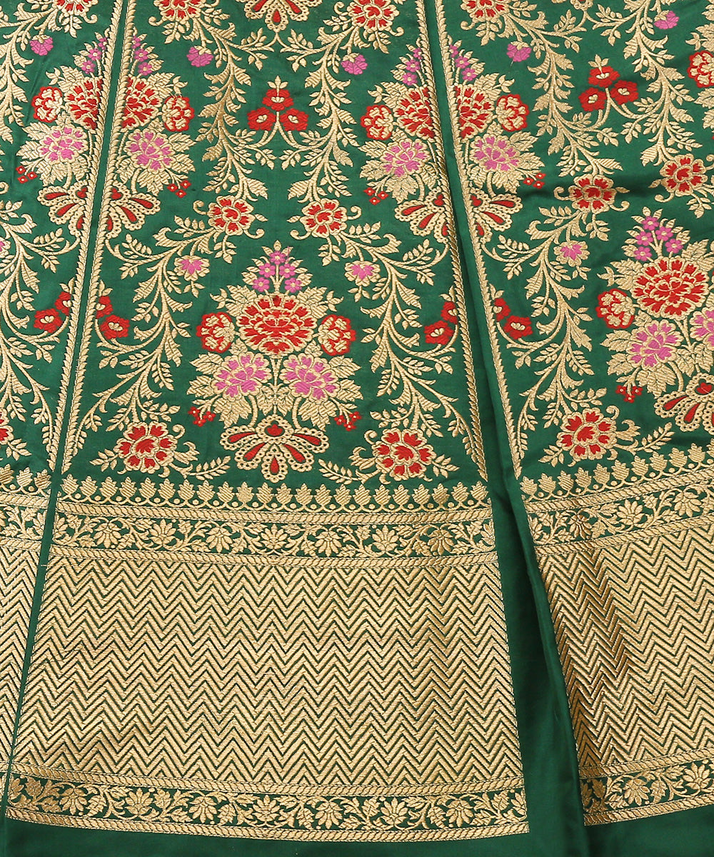 Emerald_Green_Handloom_Pure_Katan_Silk_Kimkhab_Banarasi_Lehenga_Meenakari_WeaverStory_04