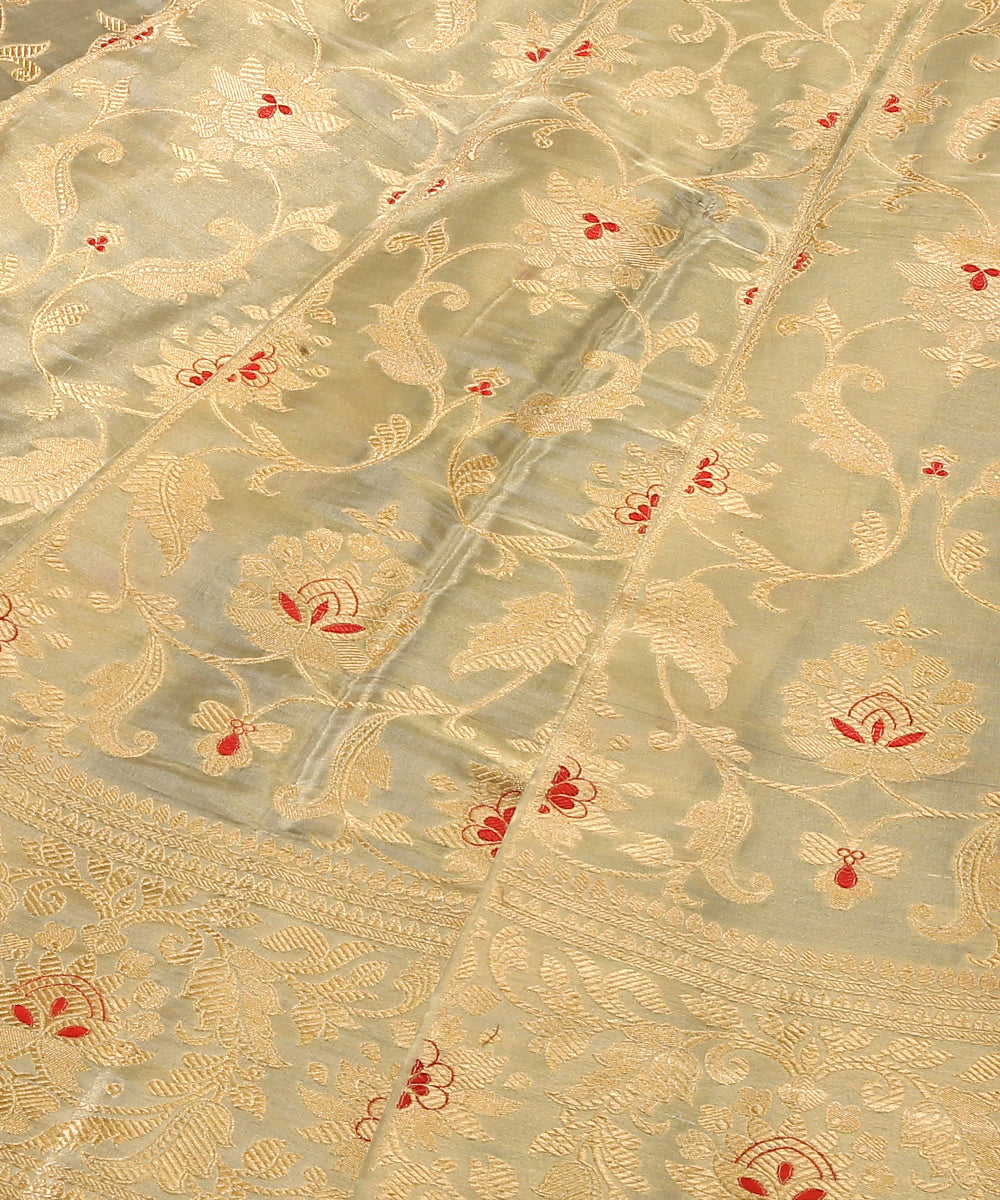 Gold_Handloom_Tissue_Silk_Banarasi_Lehenga_WeaverStory_03