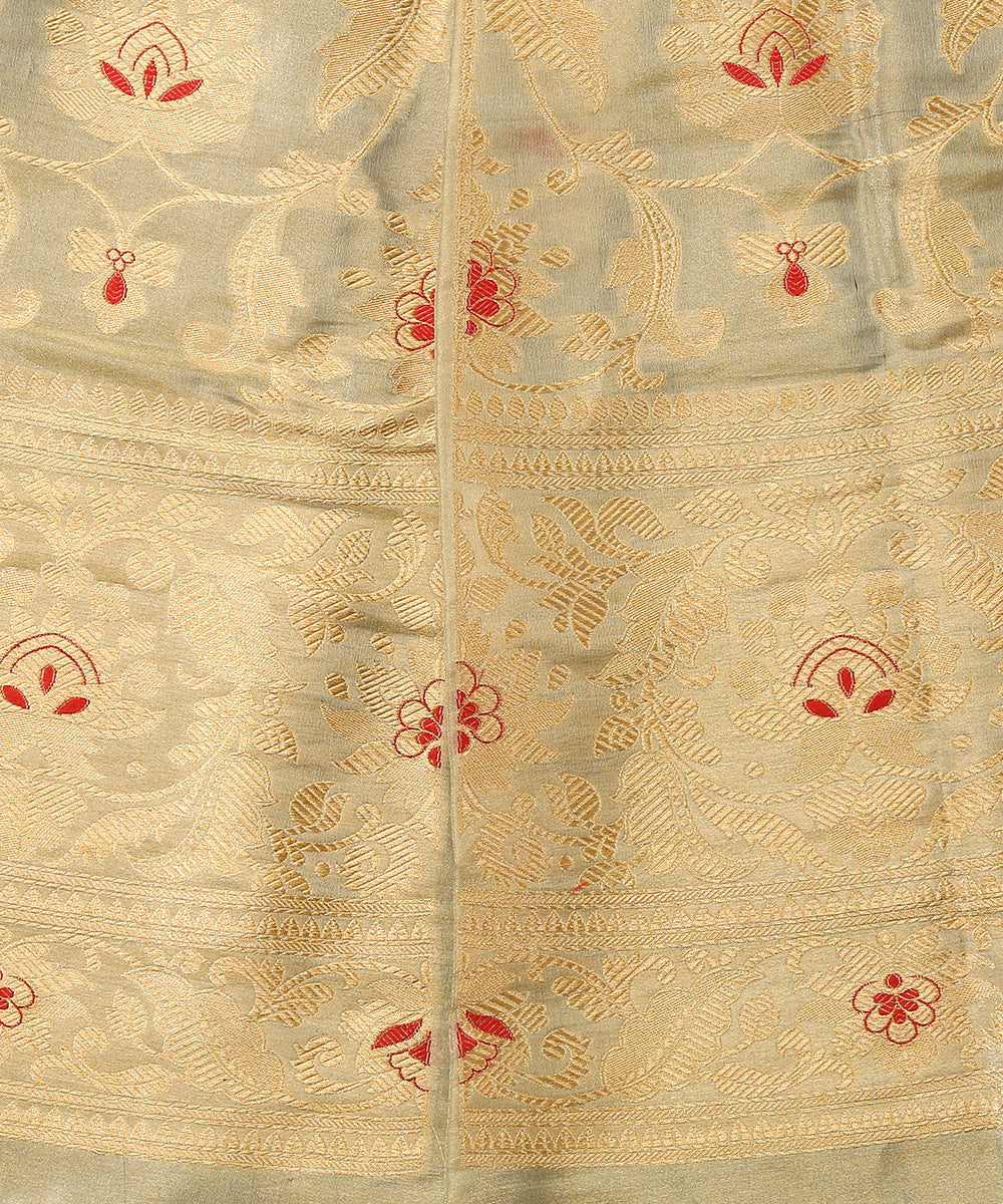 Gold_Handloom_Tissue_Silk_Banarasi_Lehenga_WeaverStory_04