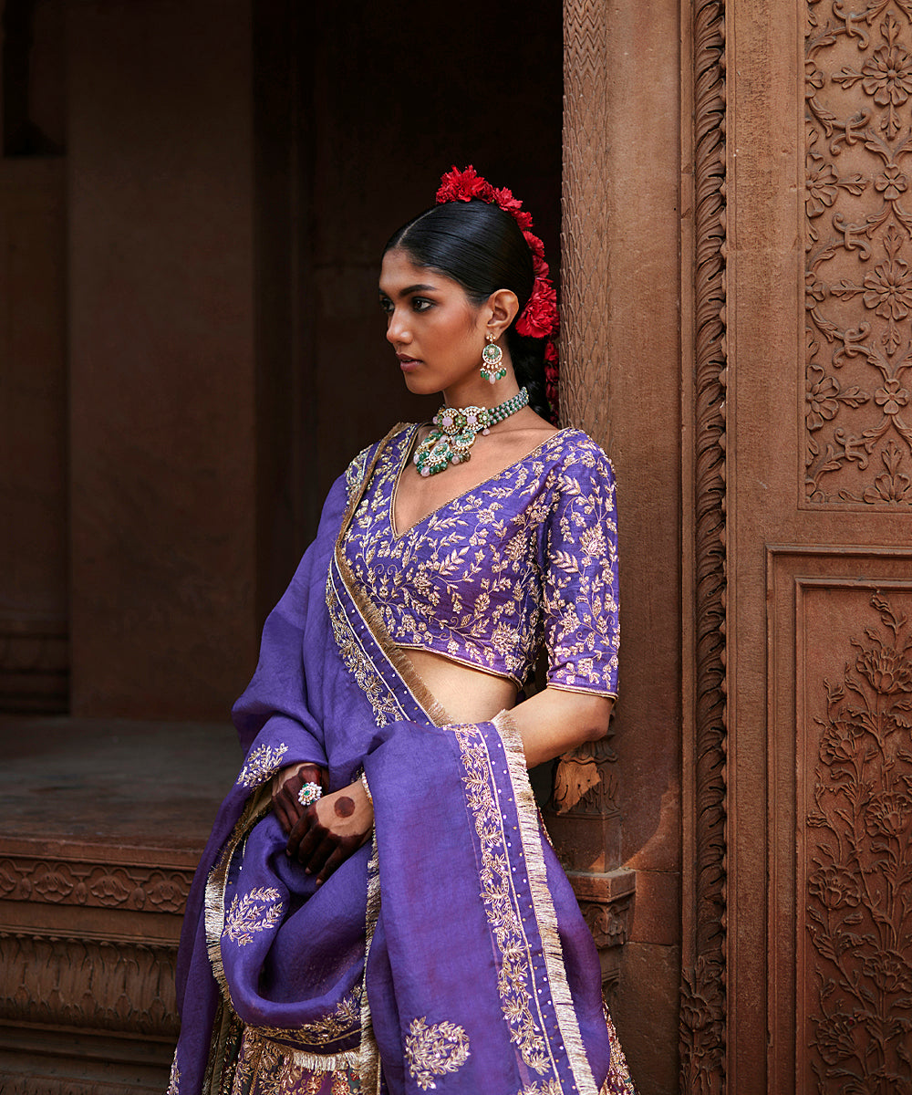 Blue_Dual_Shade_Hand_Embroidered_Zardozi_Banarasi_Lehenga_With_Blouse_And_Organza_Dupatta_WeaverStory_02