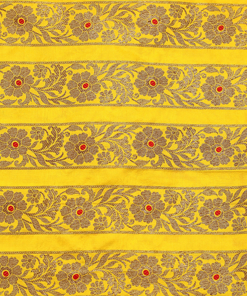 Yellow_Handloom_Pure_Katan_Silk_Banarasi_Lehenga_With_Antique_Zari_And_Meenakari_WeaverStory_05