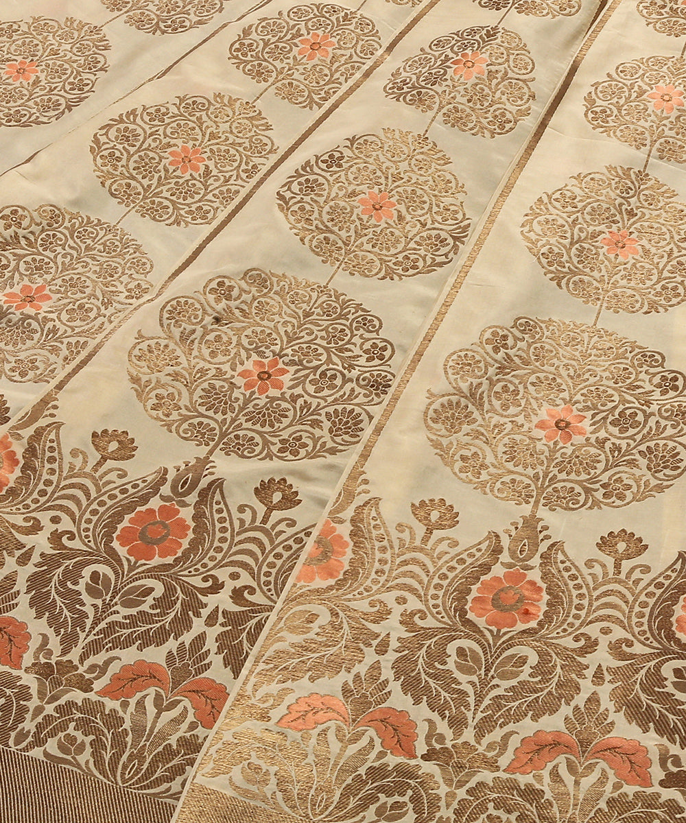 Offwhite_Handloom_Pure_Katan_Silk_Banarasi_Lehenga_With_Antique_Zari_And_Meenakari_WeaverStory_03