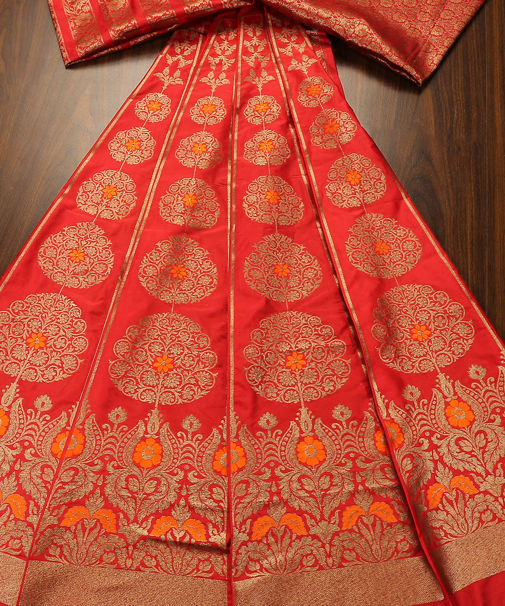 Handloom_Red_Pure_Katan_Silk_Banarasi_Lehenga_With_Antique_Zari_And_Meenakari_WeaverStory_02