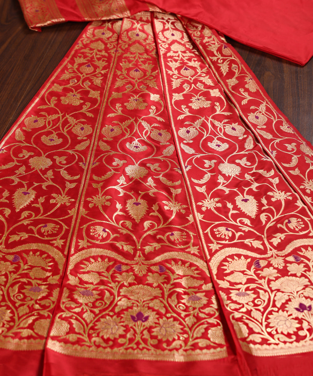 Red_Handloom_Pure_Katan_Silk_Banarasi_Lehenga_With_Meenakari_WeaverStory_02