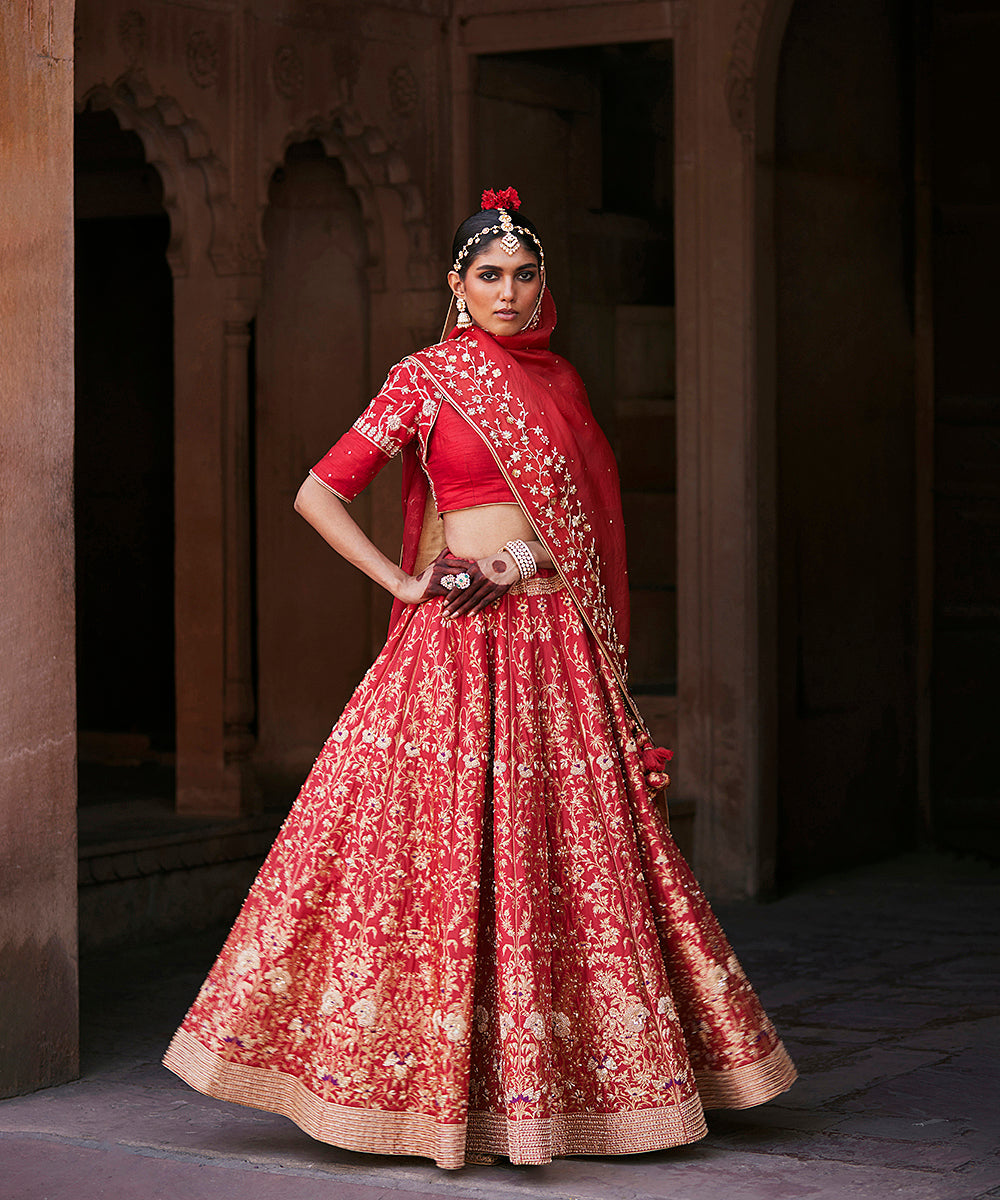 Red_Hand_Embroidered_Zardozi_Banarasi_Lehenga_With_Raw_Silk_Blouse_And_Dupatta_WeaverStory_01