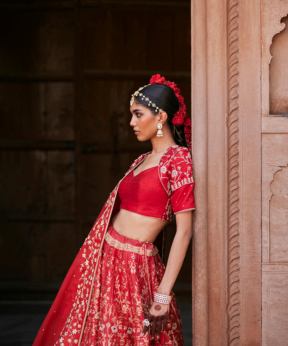 Red_Hand_Embroidered_Zardozi_Banarasi_Lehenga_With_Raw_Silk_Blouse_And_Dupatta_WeaverStory_03