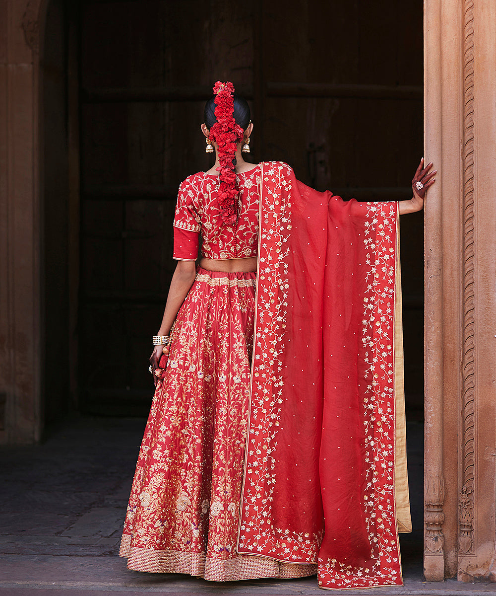 Red_Hand_Embroidered_Zardozi_Banarasi_Lehenga_With_Raw_Silk_Blouse_And_Dupatta_WeaverStory_04