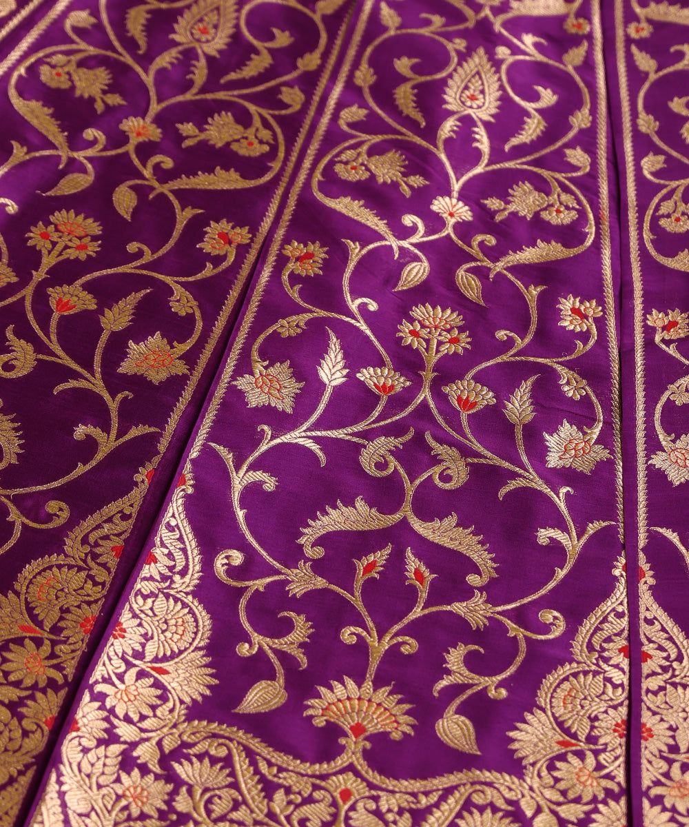 Handloom_Purple_Pure_Katan_Silk_Banarasi_Lehenga_With_Gold_Meenakari_WeaverStory_04