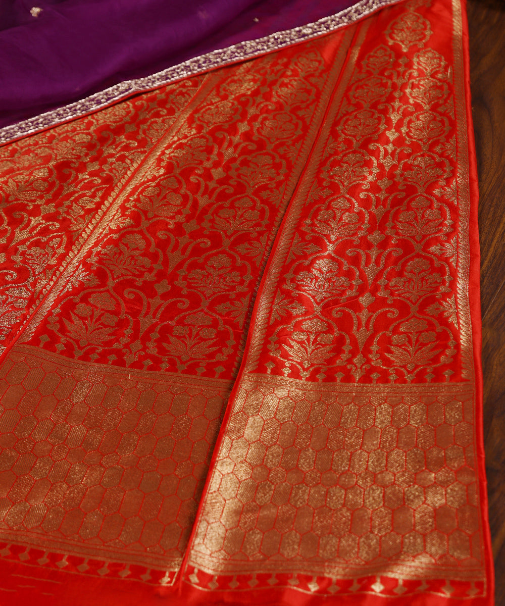 Handloom_Red_Pure_Katan_Silk_Banarasi_Lehenga_With_Antique_Zari_WeaverStory_01