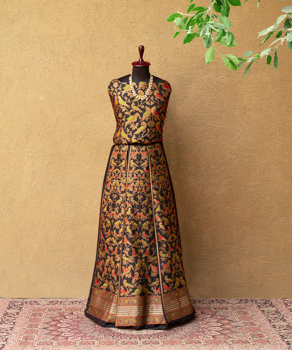 Handloom_Black_Kadhwa_Banarasi_Lehenga_with_Birds_WeaverStory_03