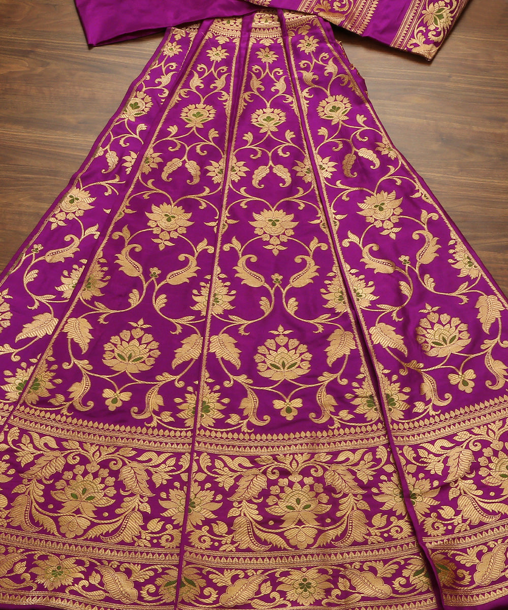 Handloom_Purple_24_Kali_Meenakari_Banarasi_Lehenga_WeaverStory_02