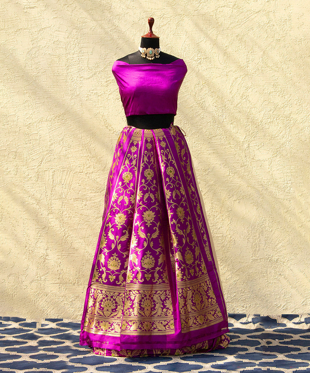 Handloom_Purple_24_Kali_Meenakari_Banarasi_Lehenga_WeaverStory_03