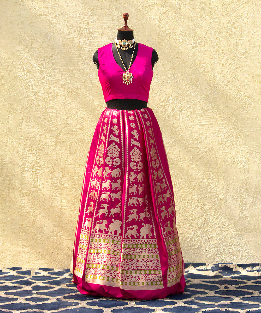 Handloom_Pink_Shikargah_Banarasi_Lehenga_With_Zari_Threads_WeaverStory_03