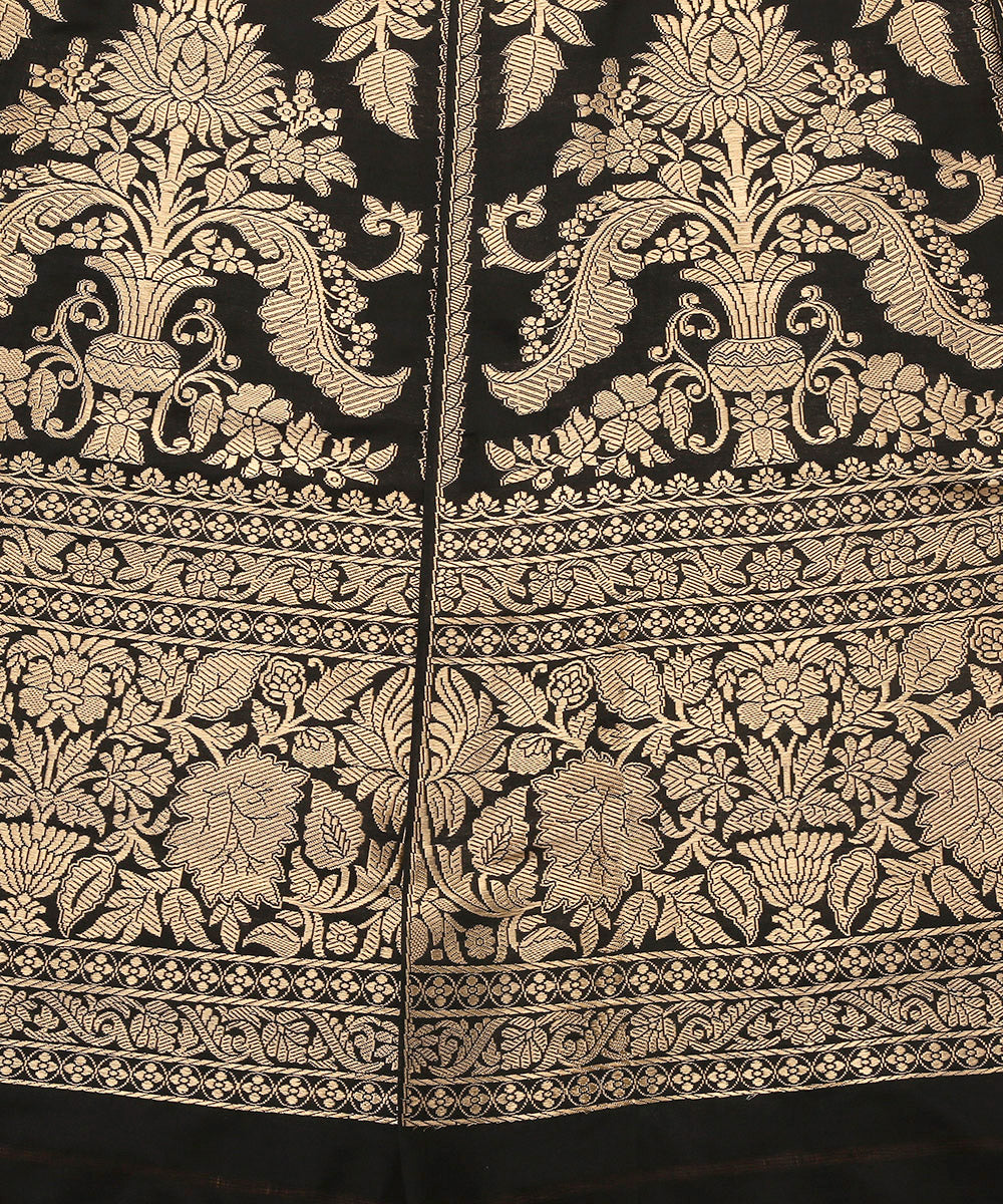 Black_Handloom_Mehraab_Banarasi_Lehenga_with_Zari_WeaverStory_05