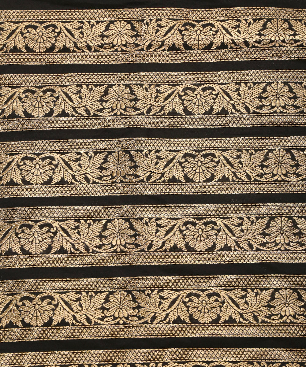 Black_Handloom_Mehraab_Banarasi_Lehenga_with_Zari_WeaverStory_06