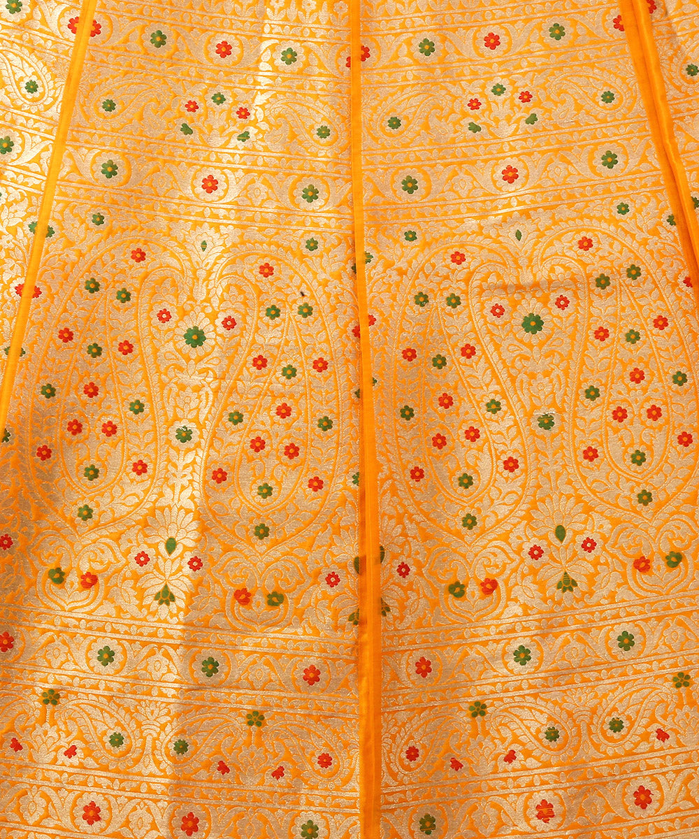 Handloom_Mustard_Yellow_Pure_Katan_Silk_Banarasi_Lehenga_with_Meenakari_Skirt_border_WeaverStory_05