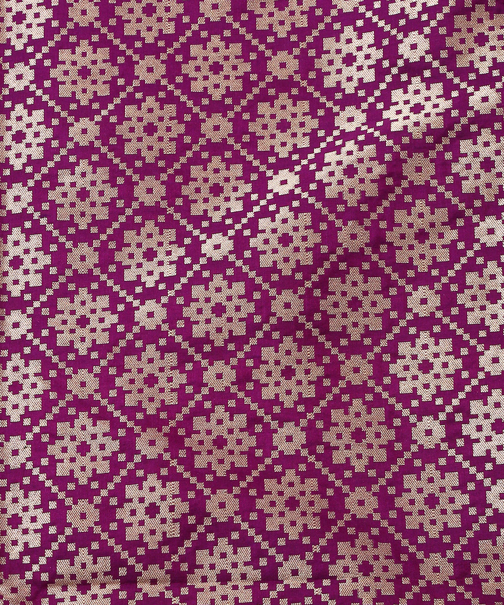 Handloom_Purple_Antique_Zari_Purple_Pure_Katan_Silk_Banarasi_Lehenga_with_Cutwork_Weave_WeaverStory_07