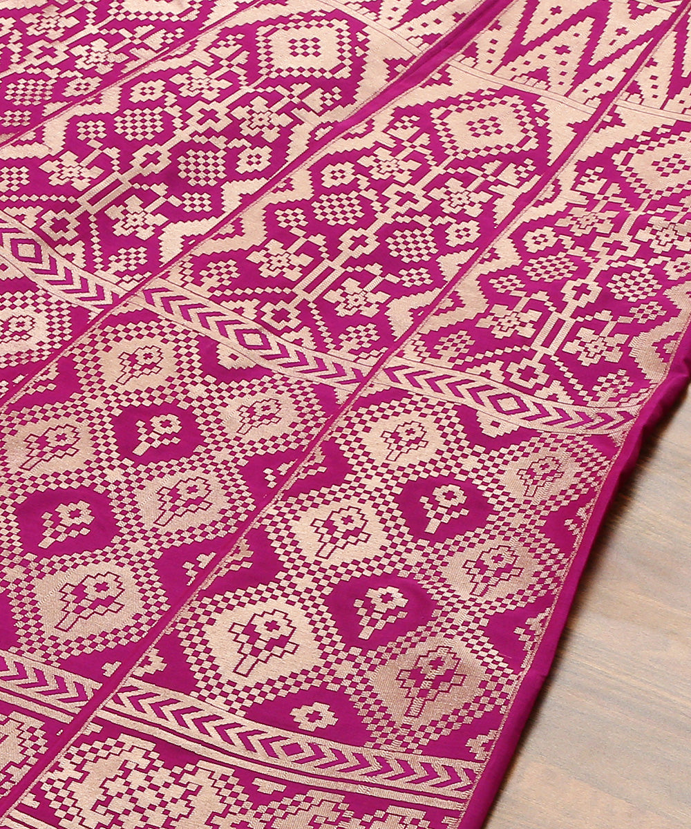 Handloom_Purple_Pure_Katan_Silk_Cutwork_Banarasi_Lehenga_with_Antique_Zari_WeaverStory_04