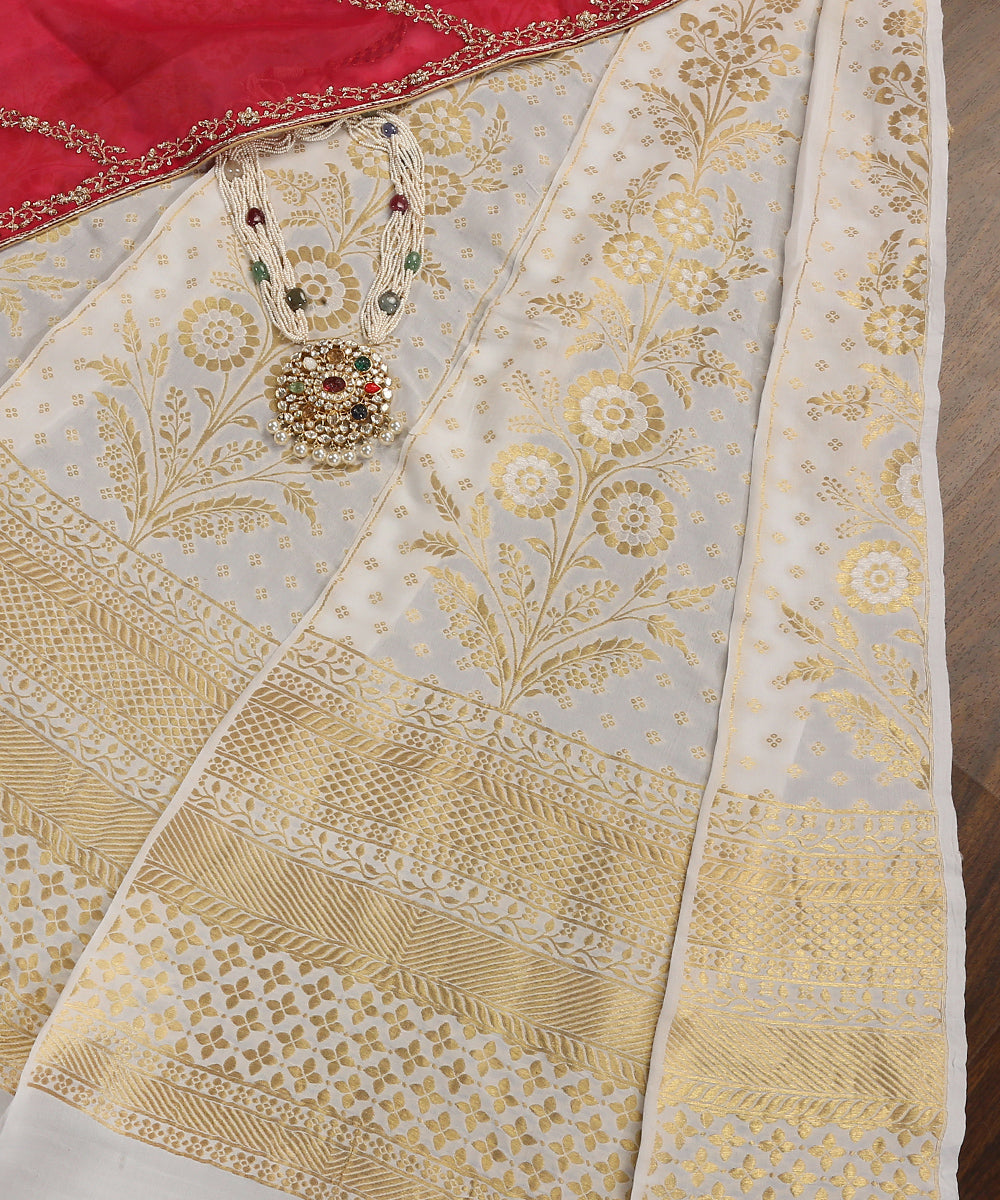 White_Handloom_Pure_Georgette_Banarasi_Lehenga_With_Zari_Jaal_WeaverStory_01