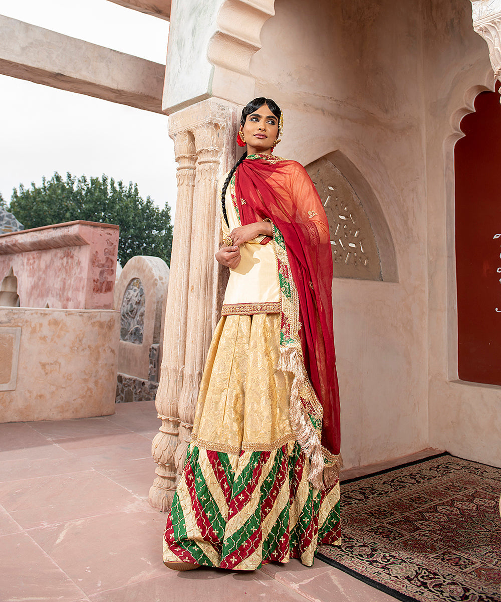 Handloom_Golden_Pure_Silk_Tukdi_Gararah_With_Beige_Kurti_And_Maroon_Dupatta_WeaverStory_01