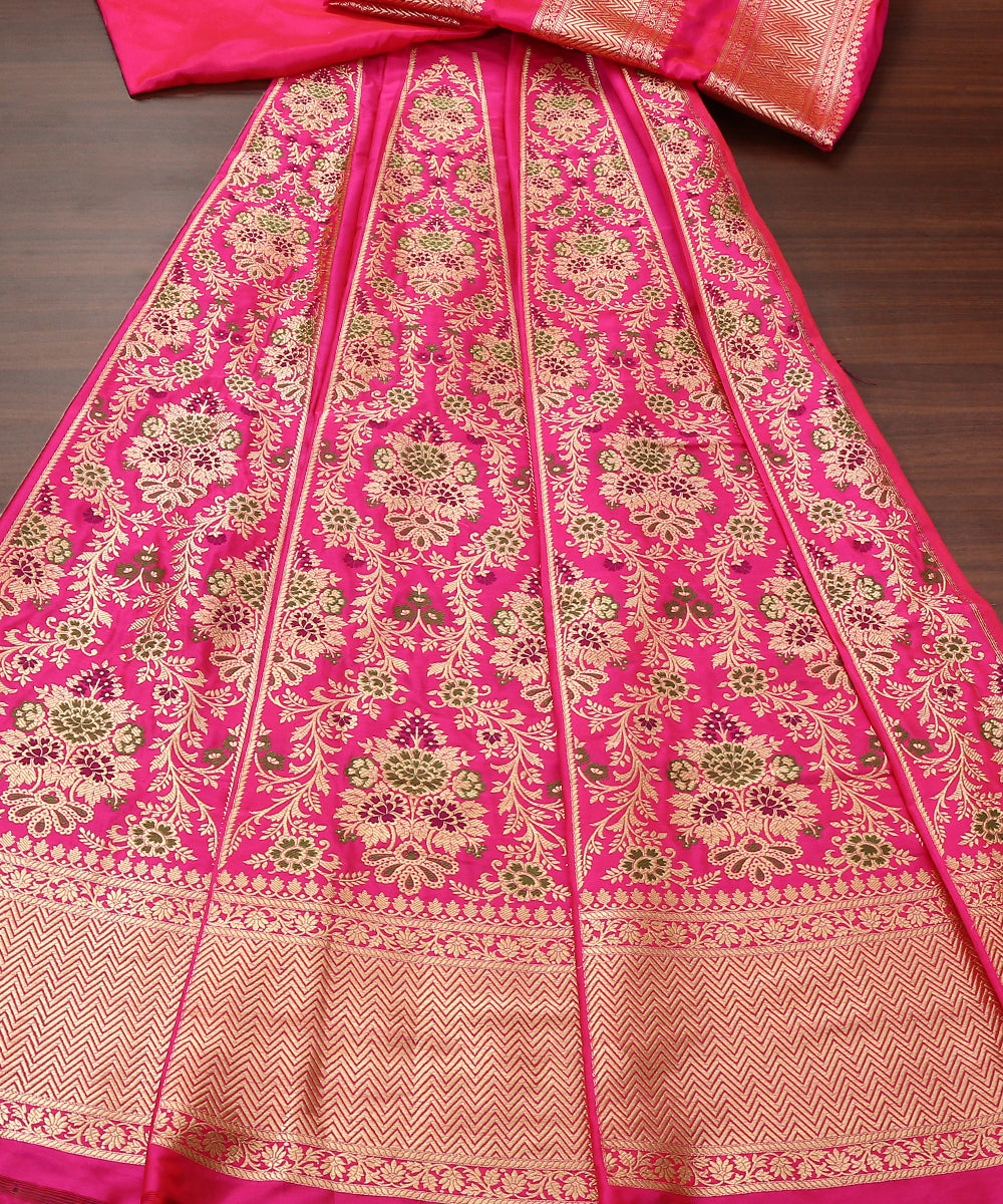 Hot_Pink_Handloom_Firdaus_Pure_Katan_Silk_Banarasi_Lehenga_WeaverStory_02