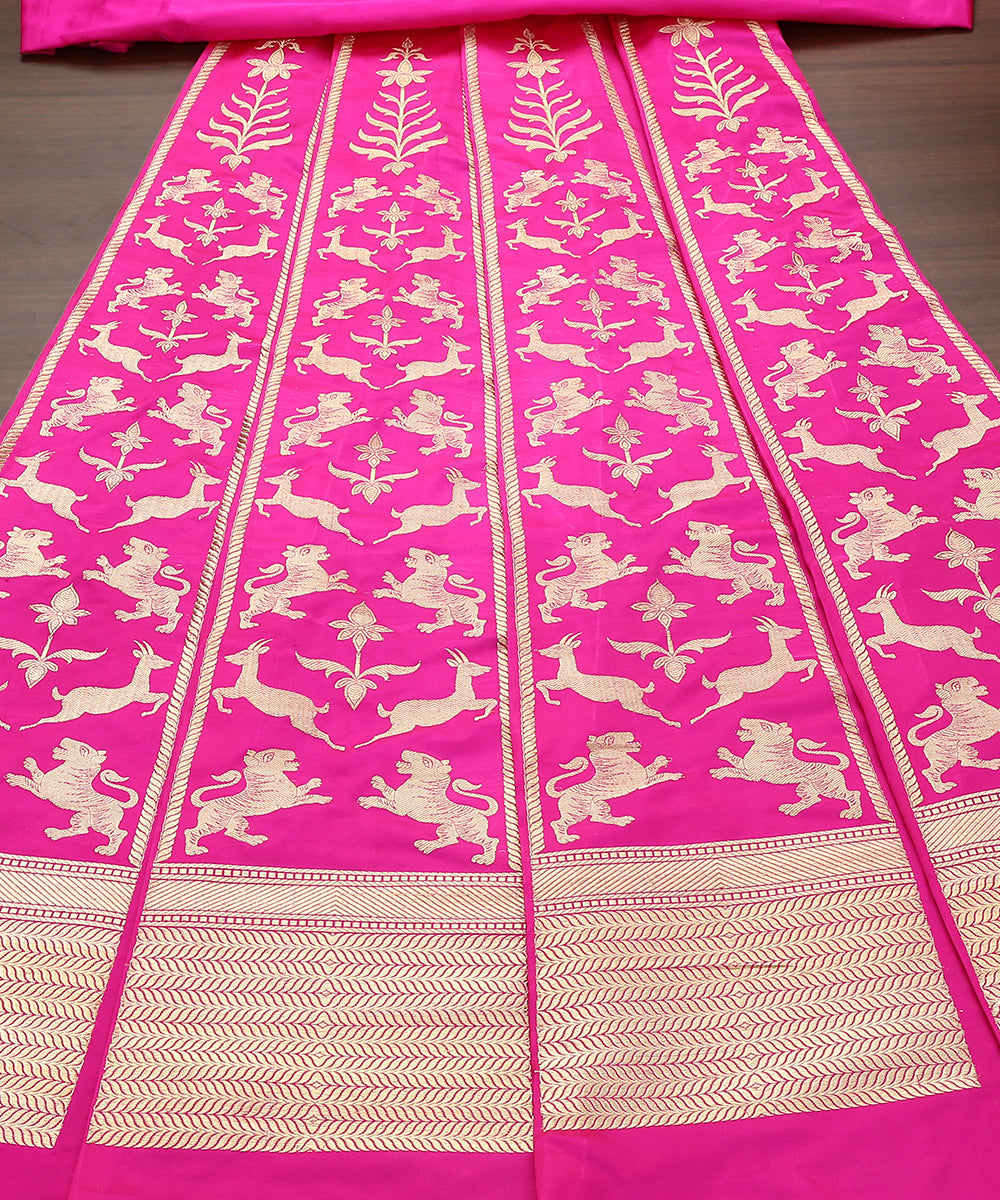 Handloom_Hot_Pink_Kadhwa_Bharatpur_Pure_Katan_Silk_Shikargah_Banarasi_Lehenga_WeaverStory_02