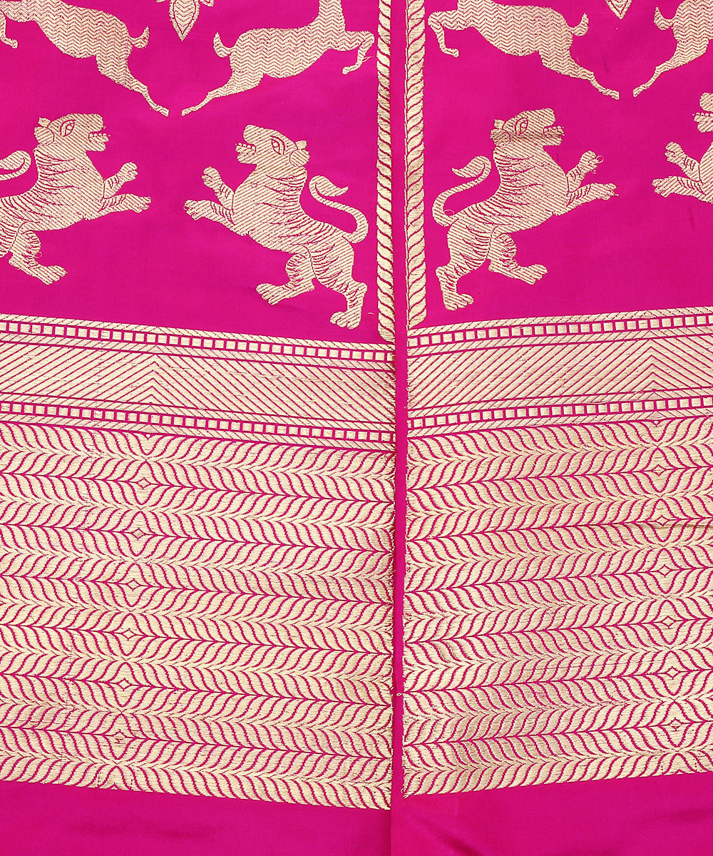 Handloom_Hot_Pink_Kadhwa_Bharatpur_Pure_Katan_Silk_Shikargah_Banarasi_Lehenga_WeaverStory_04