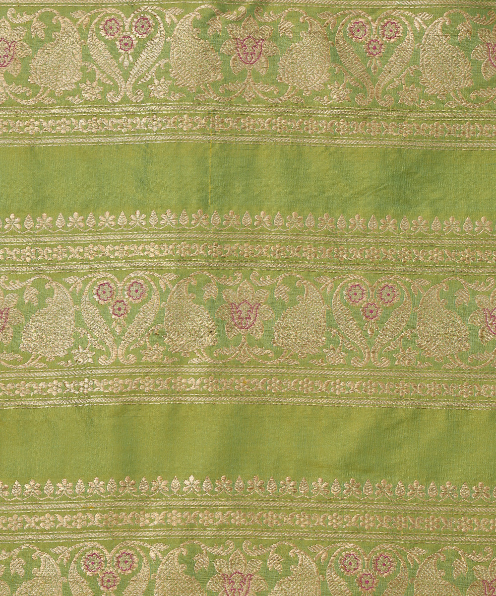 Handloom_Pista_Green_Dual_Tone_Pure_Katan_Silk_Banarasi_Lehenga_WeaverStory_05