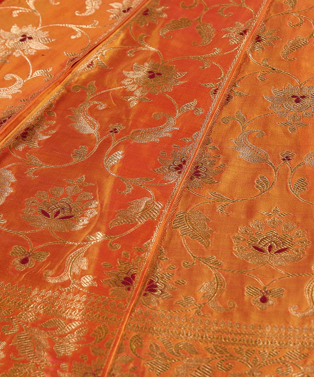 Pink_And_Orange_Dual_Tone_Handloo_Pure_Katan_Silk_Banarasi_Lehenga_With_Meenakari_WeaverStory_04