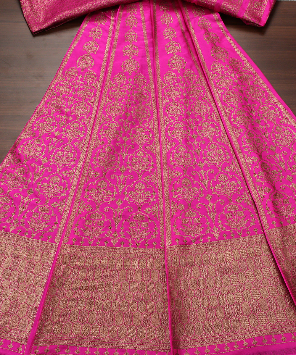 Magenta_Handloom_Antique_Zari_Pure_Katan_Silk_Banarasi_Lehenga_WeaverStory_02