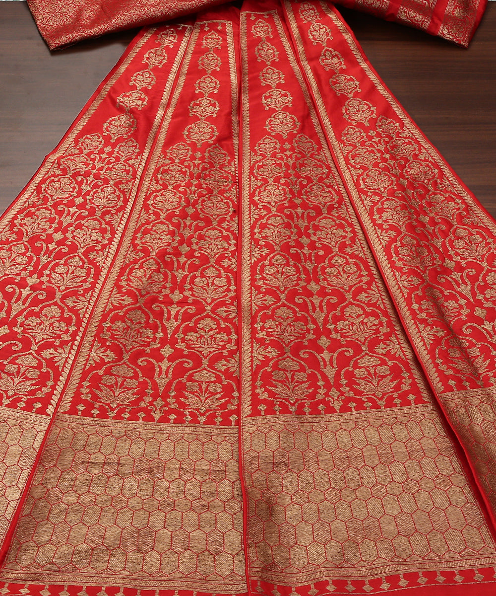 Handloom_Red_Pure_Katan_Silk_Banarasi_Lehenga_with_Antique_Zari_WeaverStory_02