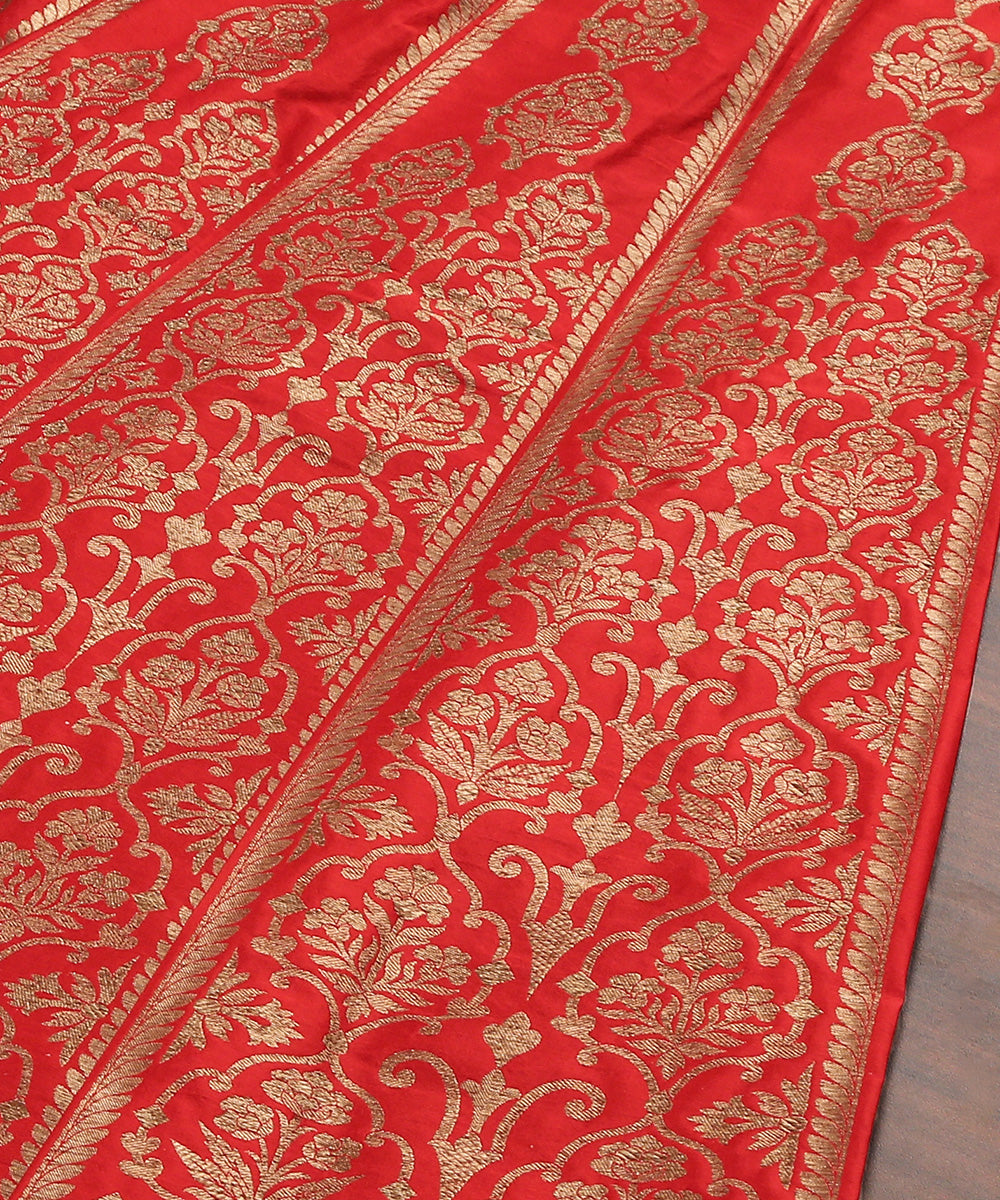 Handloom_Red_Pure_Katan_Silk_Banarasi_Lehenga_with_Antique_Zari_WeaverStory_03