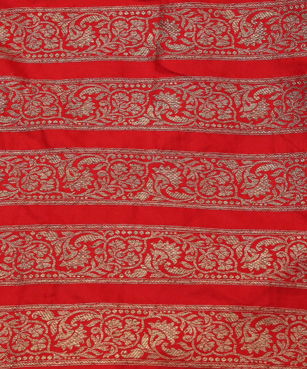Handloom_Red_Pure_Katan_Silk_Banarasi_Lehenga_with_Antique_Zari_WeaverStory_05