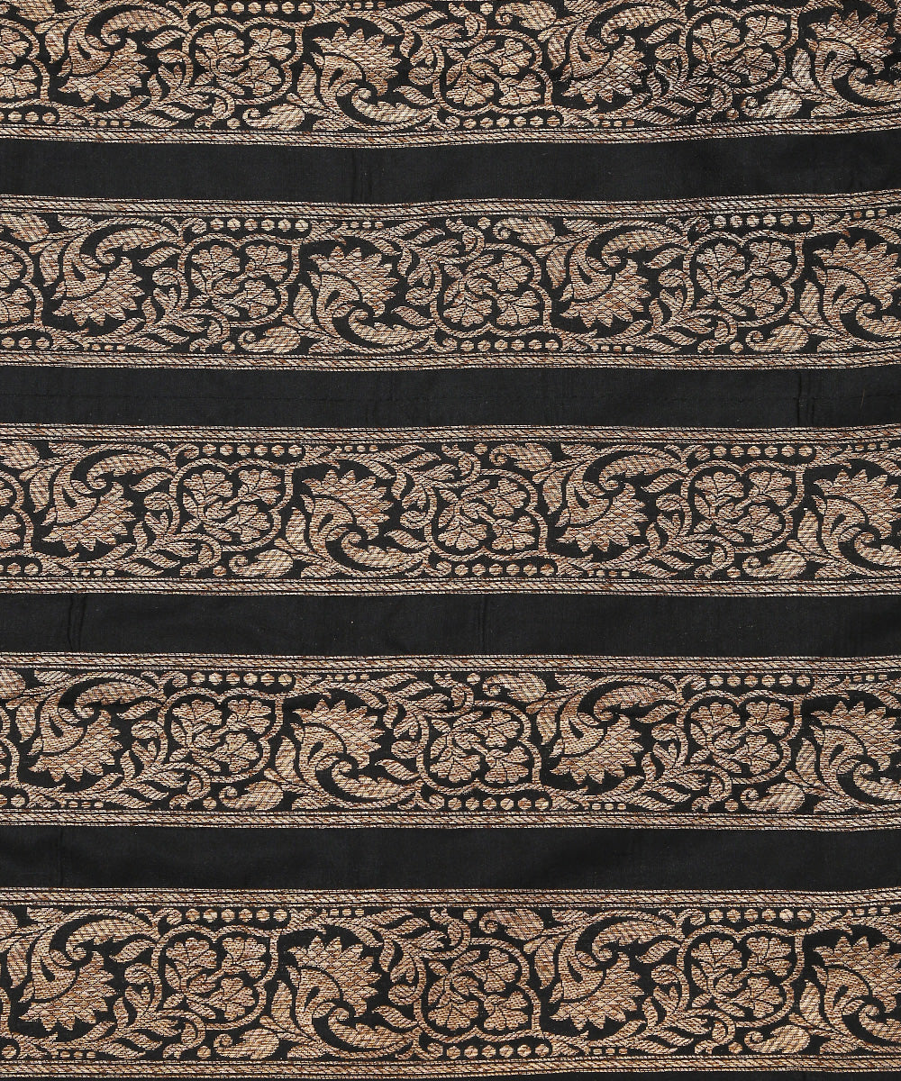 Handloom_Black_Pure_Katan_Silk_Banarasi_Lehenga_With_Antique_Zari_WeaverStory_05