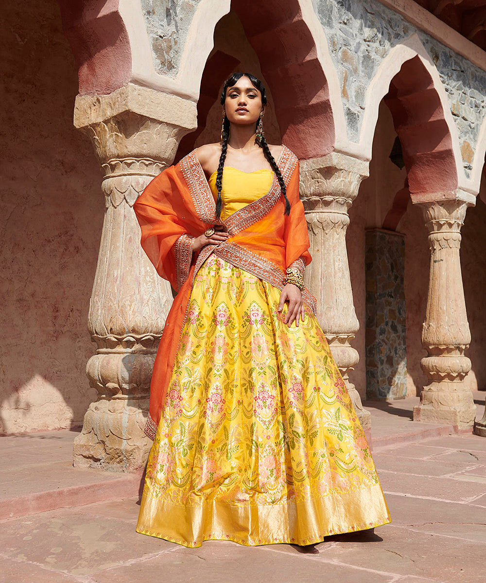 Handloom_Yellow_Pure_Katan_Silk_Meenakari_Banarasi_Lehenga_with_Corset_Blouse_and_Organza_Dupatta_WeaverStory_01