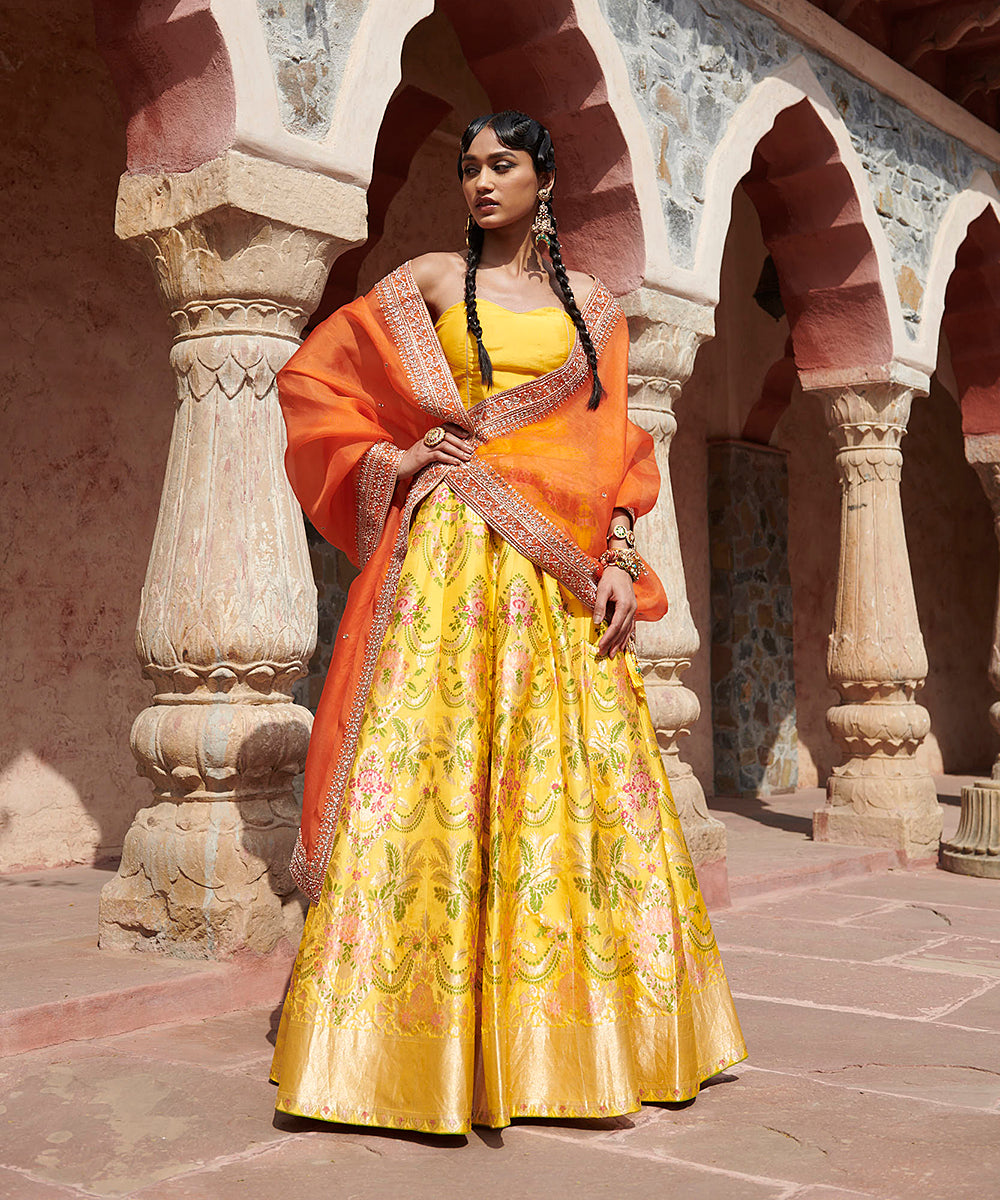 Handloom_Yellow_Pure_Katan_Silk_Meenakari_Banarasi_Lehenga_with_Corset_Blouse_and_Organza_Dupatta_WeaverStory_02
