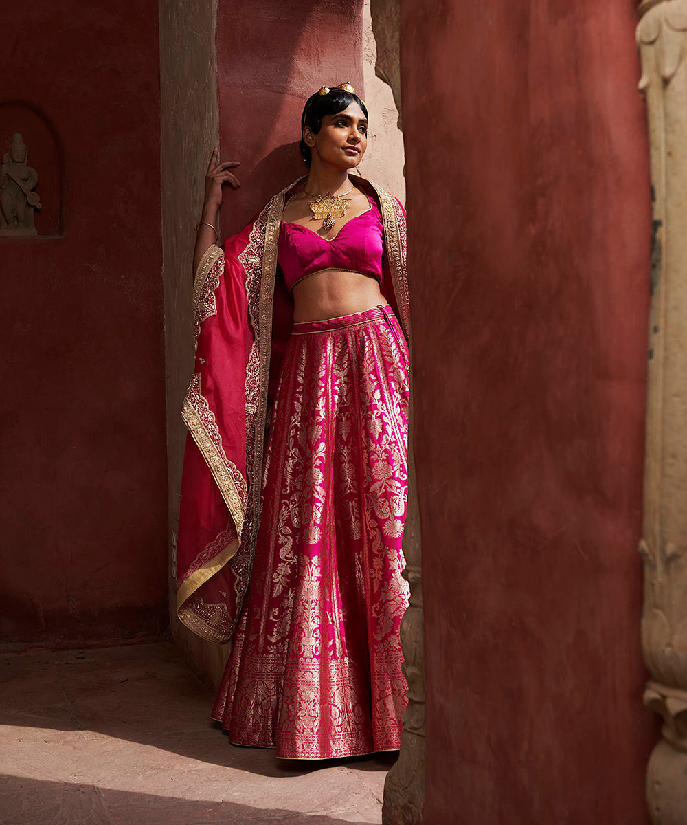 Pink_Meharaab_Jaal_Handloom_Pure_Katan_Silk_Banarasi_Lehenga_with_Organza_Dupatta_and_Blouse_WeaverStory_01