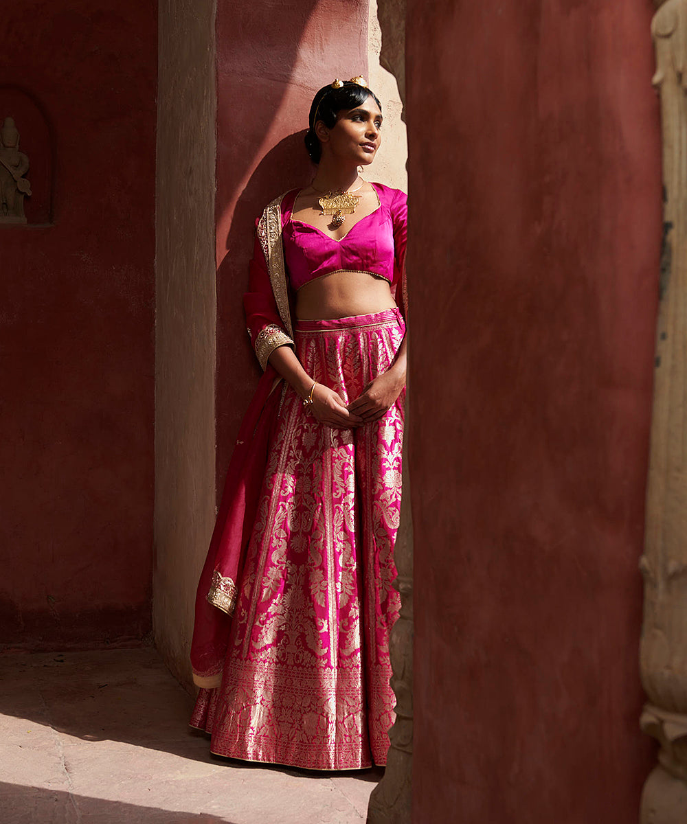 Pink_Meharaab_Jaal_Handloom_Pure_Katan_Silk_Banarasi_Lehenga_with_Organza_Dupatta_and_Blouse_WeaverStory_02