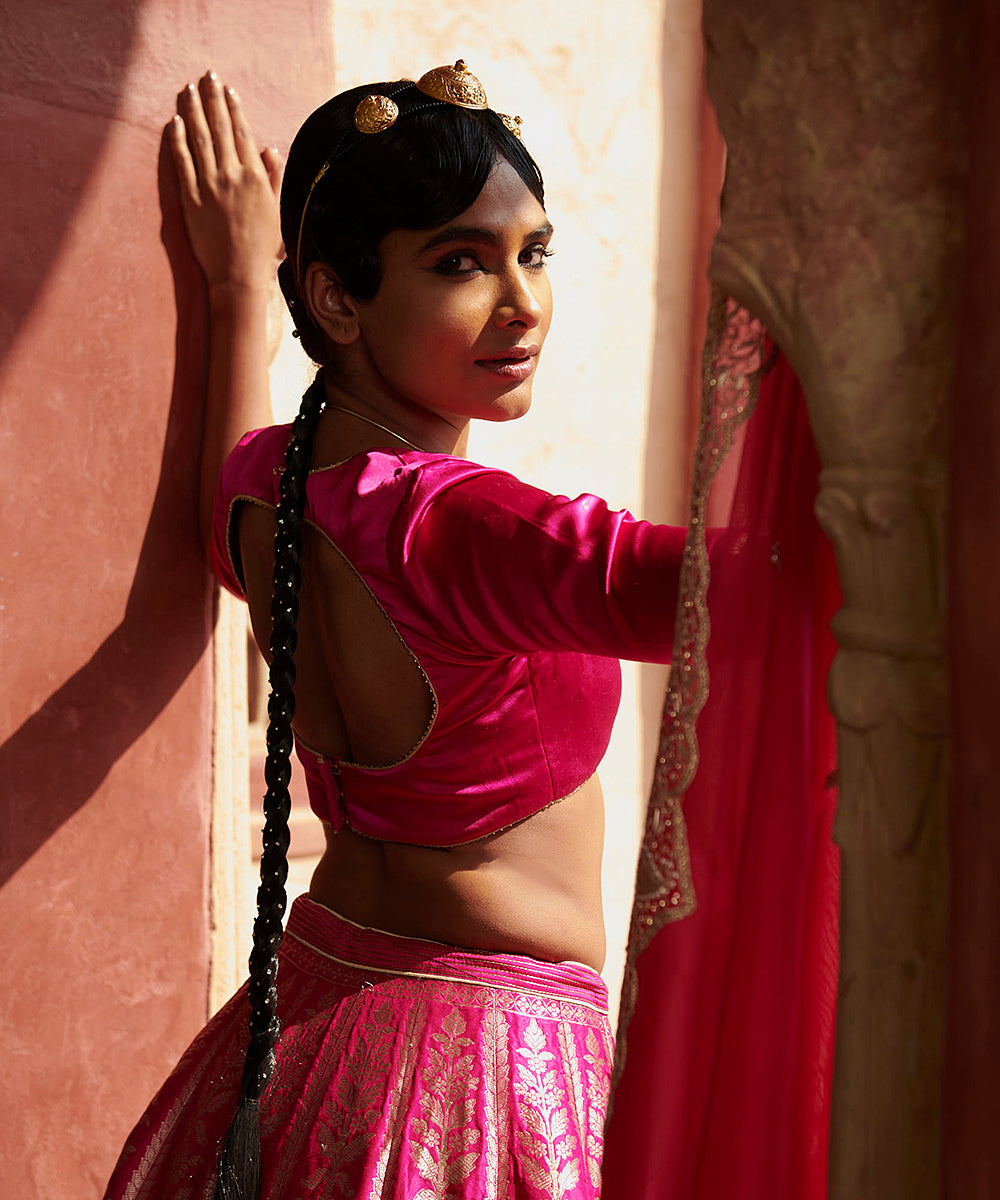 Pink_Meharaab_Jaal_Handloom_Pure_Katan_Silk_Banarasi_Lehenga_with_Organza_Dupatta_and_Blouse_WeaverStory_04