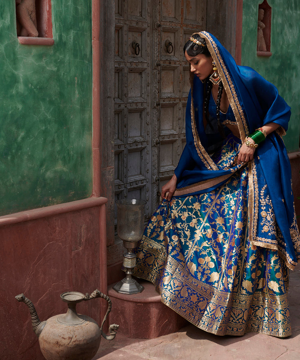 Peacock_Blue_Handloom_Pure_Katan_Silk_Banarasi_Lehenga_with_Organza_Dupatta_and_Blouse_WeaverStory_04
