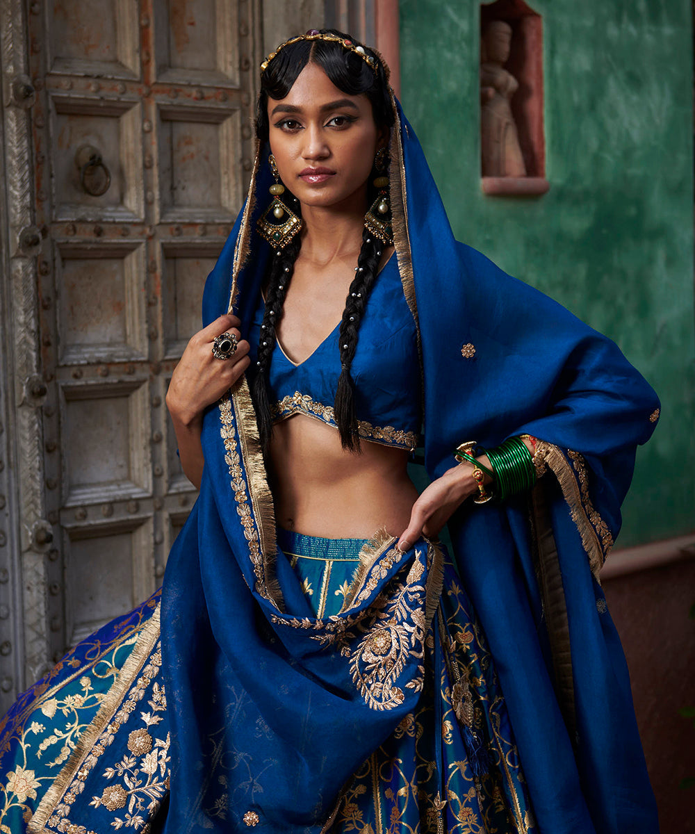Peacock_Blue_Handloom_Pure_Katan_Silk_Banarasi_Lehenga_with_Organza_Dupatta_and_Blouse_WeaverStory_08