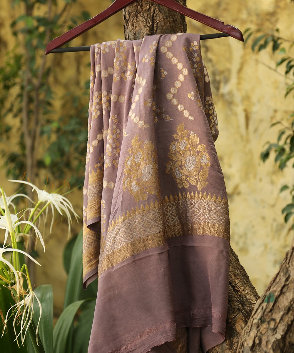 Lavender_Handloom_Cutwork_Jangla_Georgette_Banarasi_Dupatta_WeaverStory_01