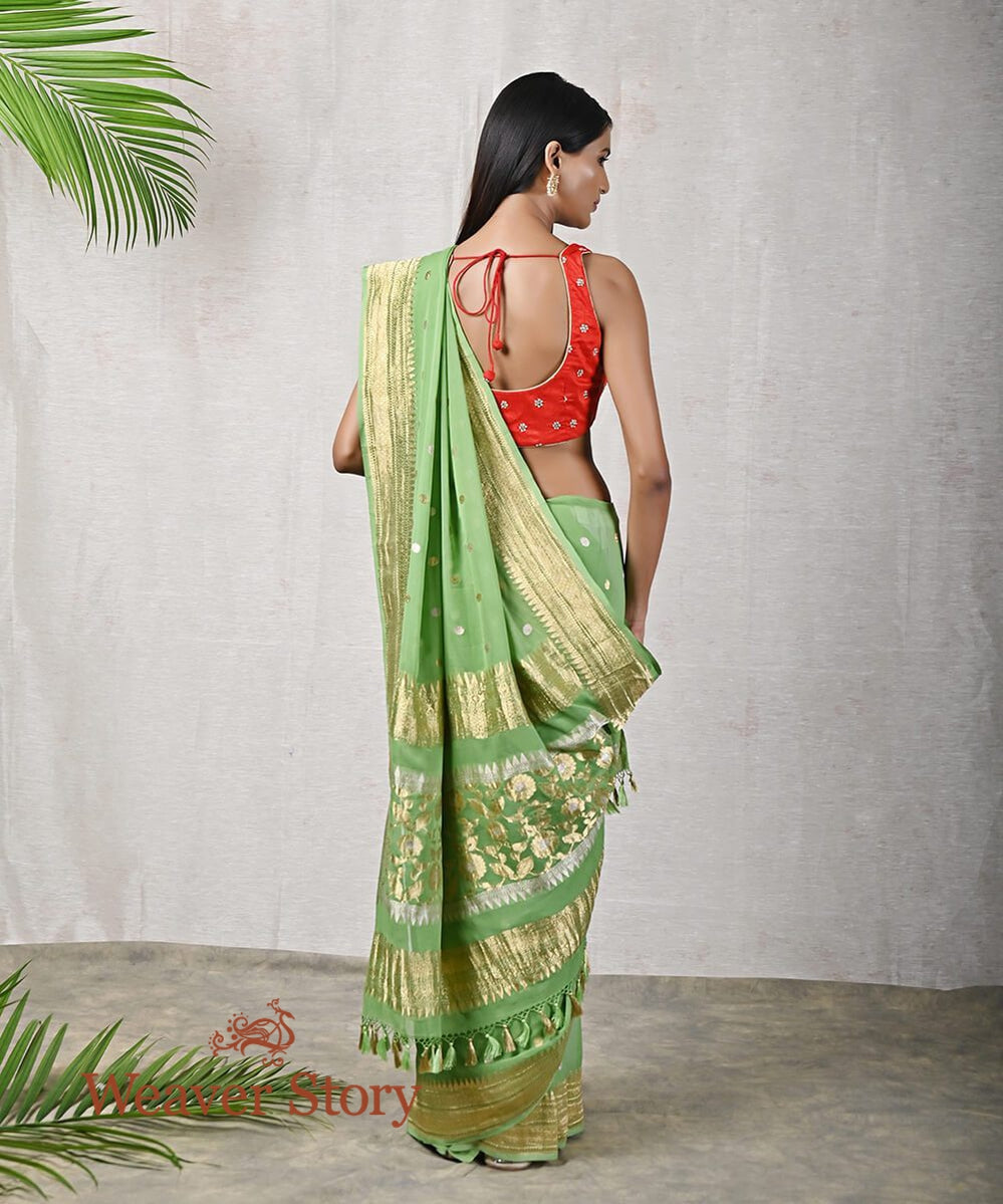 Light_Green_Handloom_Banarasi_Georgette_Saree_with_kadhwa_Booti_WeaverStory_03